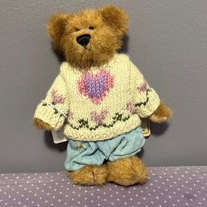 Boyds Bears NWT Edmund Heart Sweater